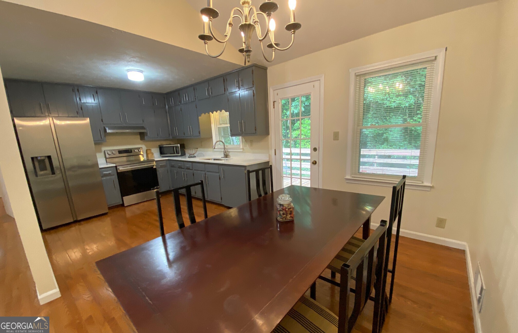 1326 Williamsburg Lane Property Photo 11