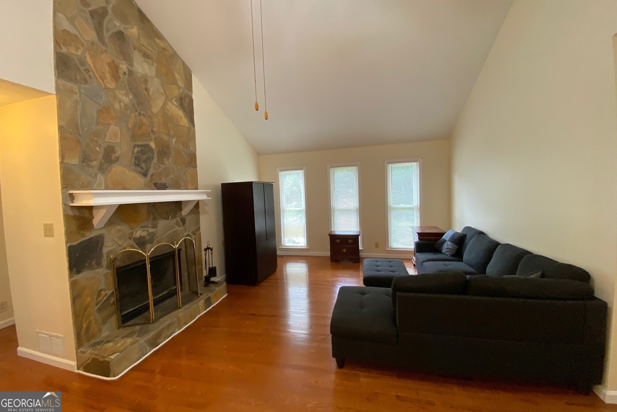 1326 Williamsburg Lane Property Photo 16