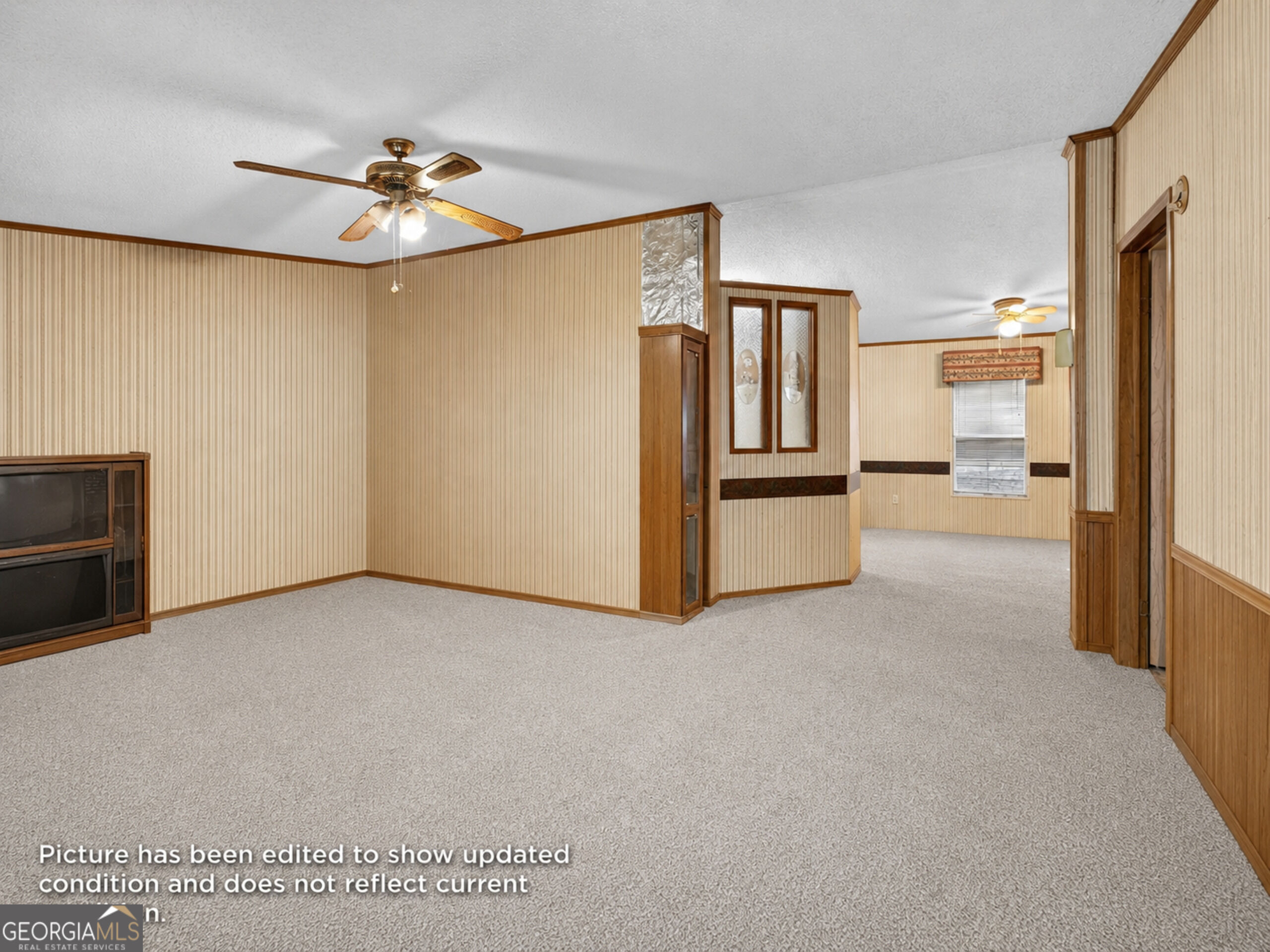 156 Mulberry Circle Property Photo 5