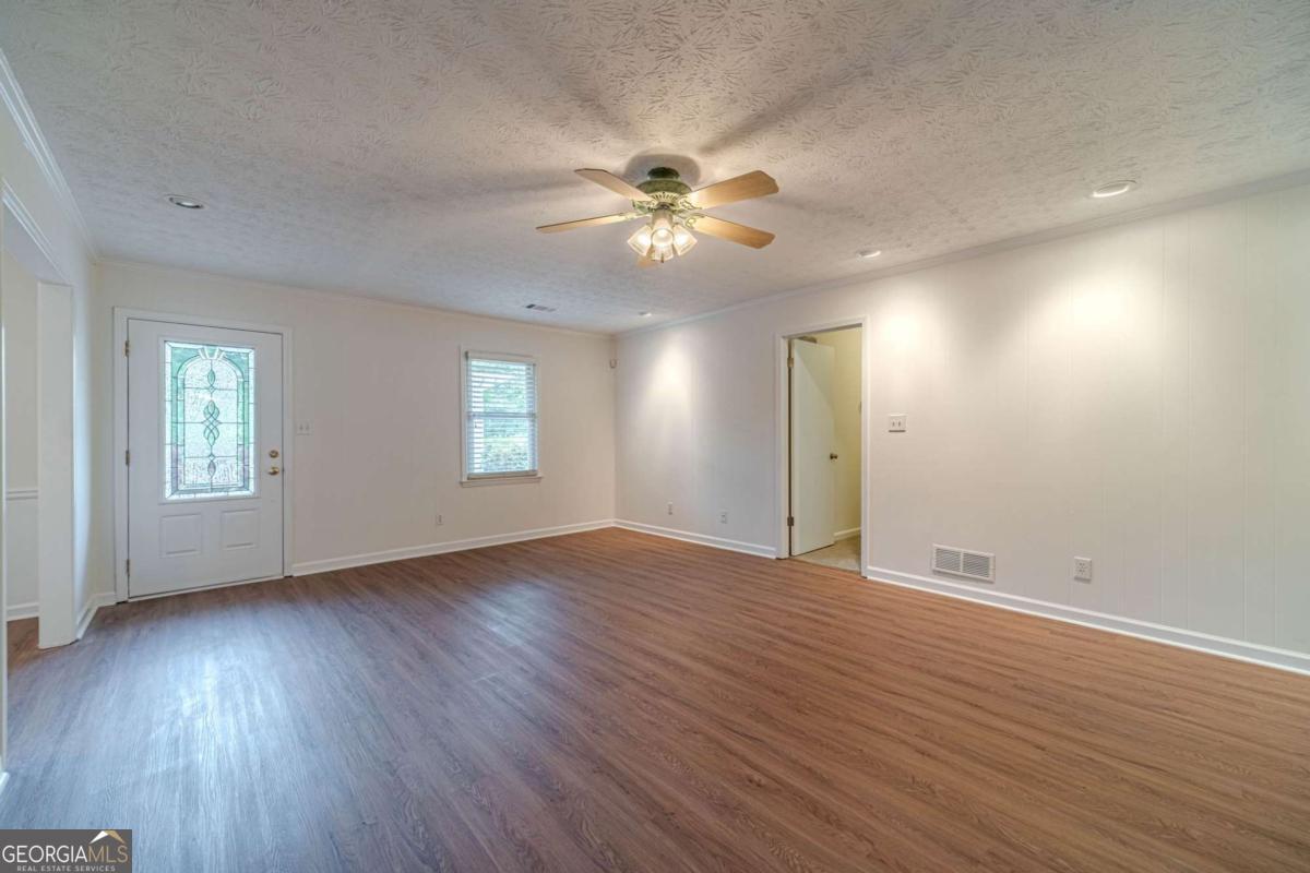 4858 Tarleton Drive Sw Property Photo 5