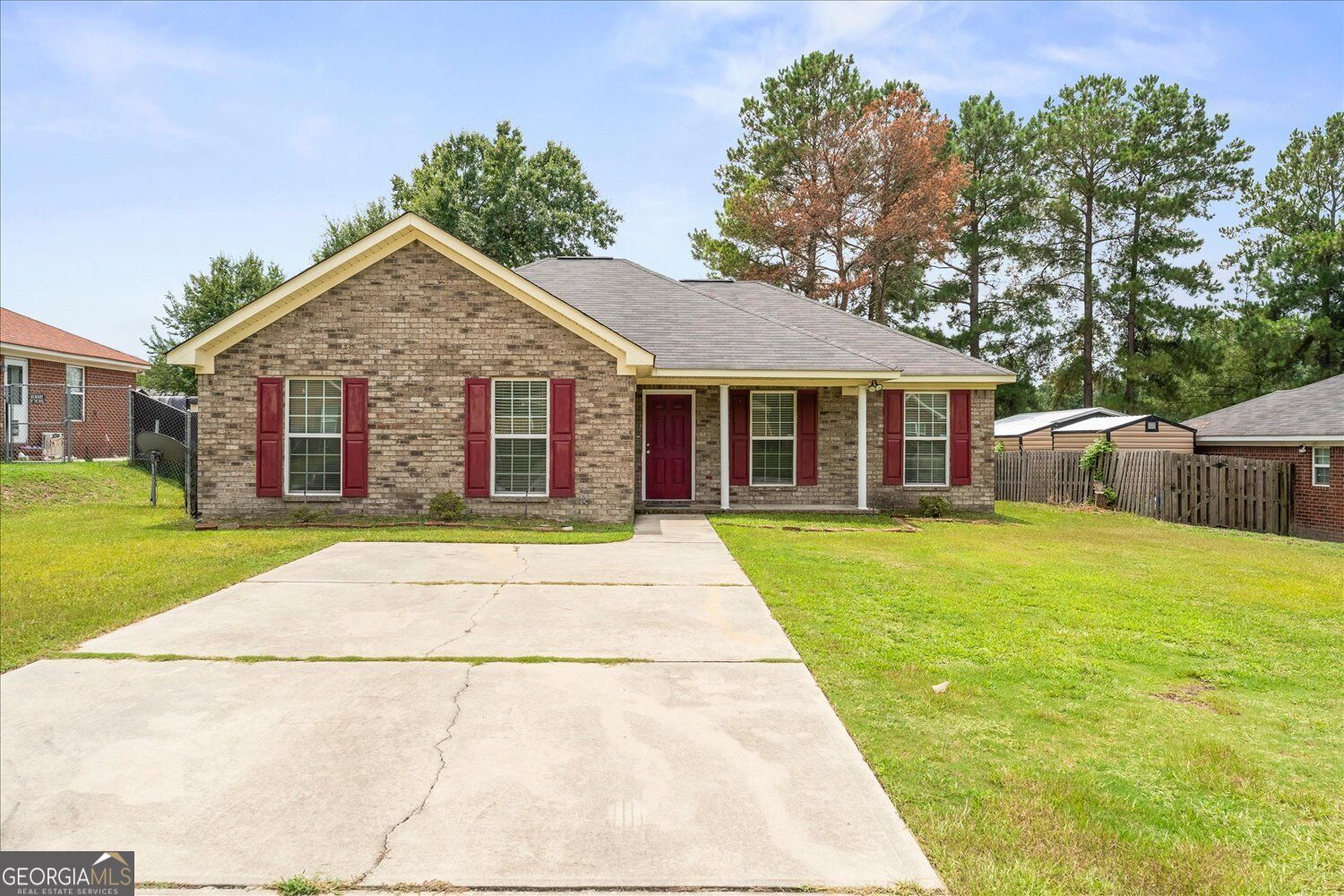 1748 Tamarind Way Property Photo 1