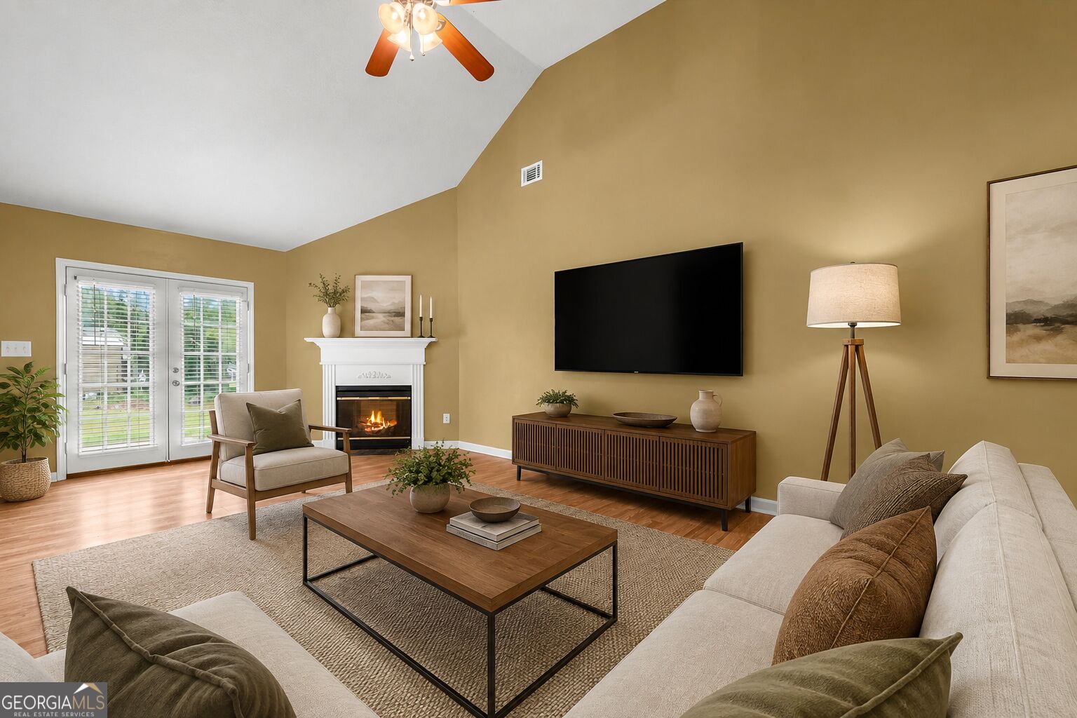 1748 Tamarind Way Property Photo 2