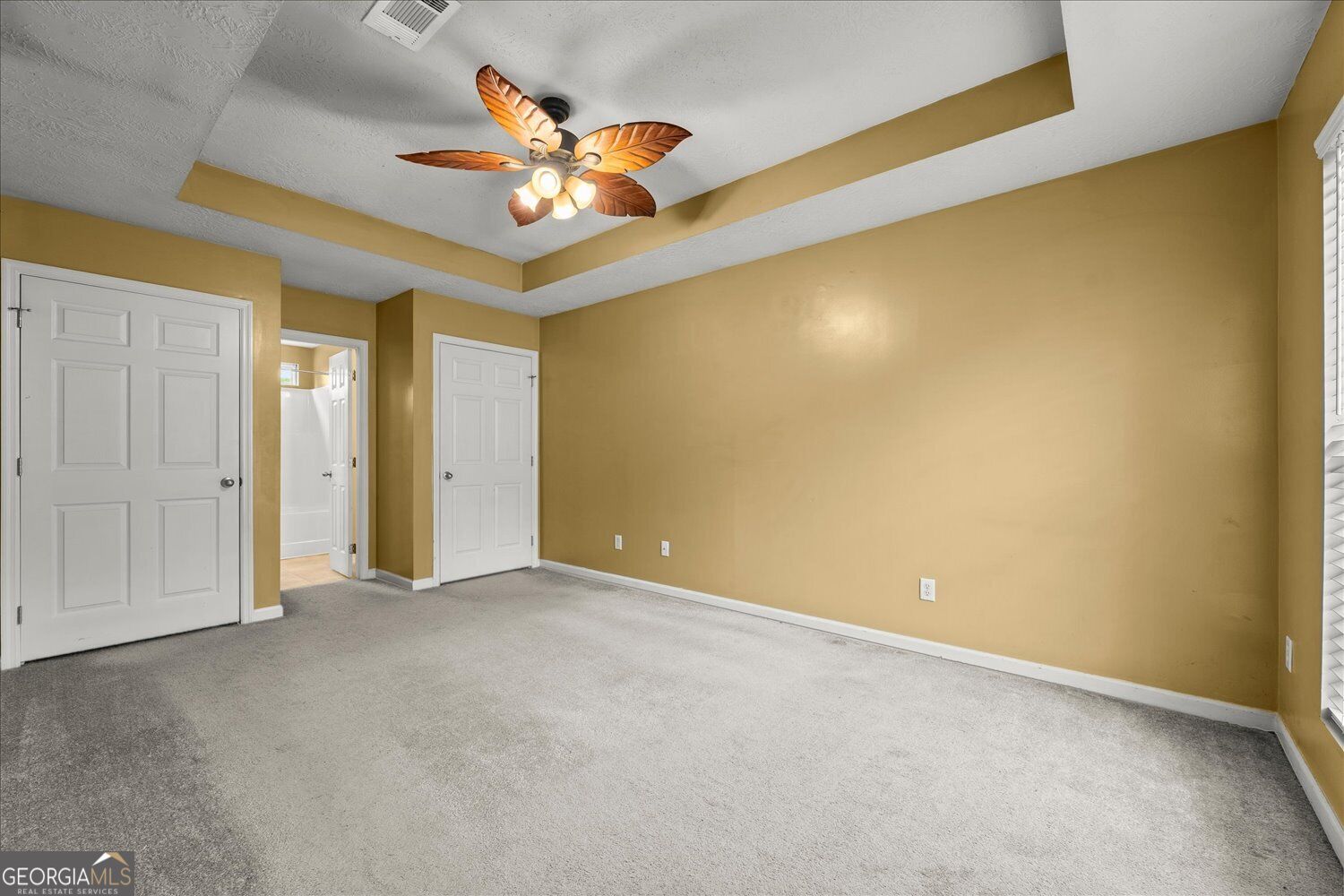 1748 Tamarind Way Property Photo 9