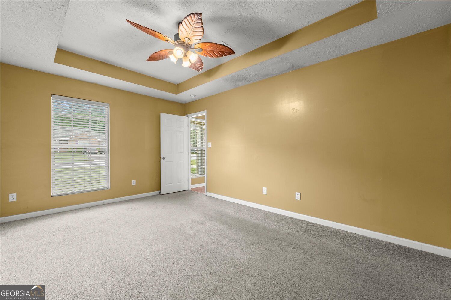 1748 Tamarind Way Property Photo 10