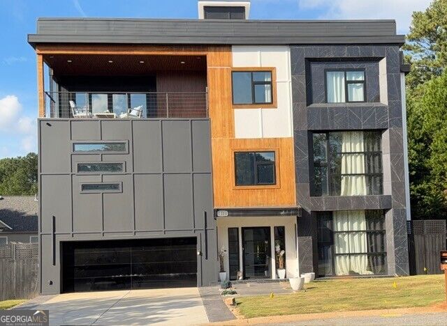 1812 Hunters Glen