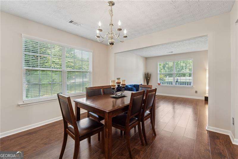 27 Waterbury Way Property Photo 6