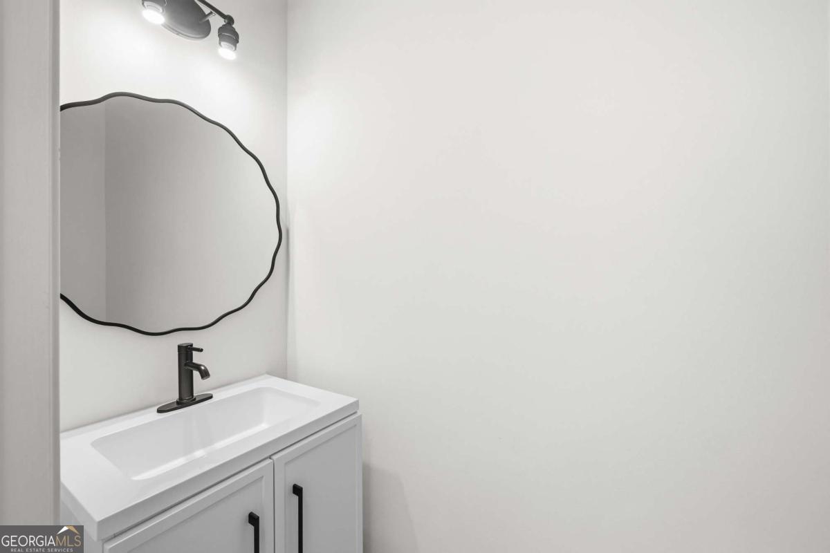 2530 Wellsley Lane Property Photo 19
