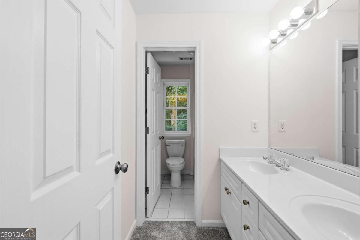 2530 Wellsley Lane Property Photo 32