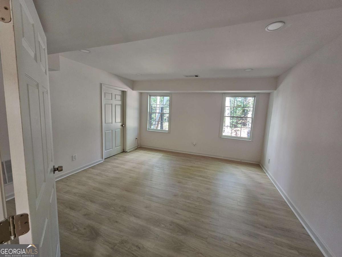 2530 Wellsley Lane Property Photo 39