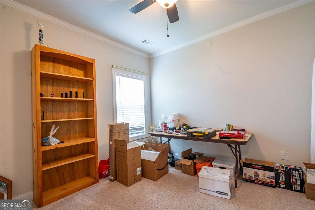 297 Woodbury Lane Property Photo 31