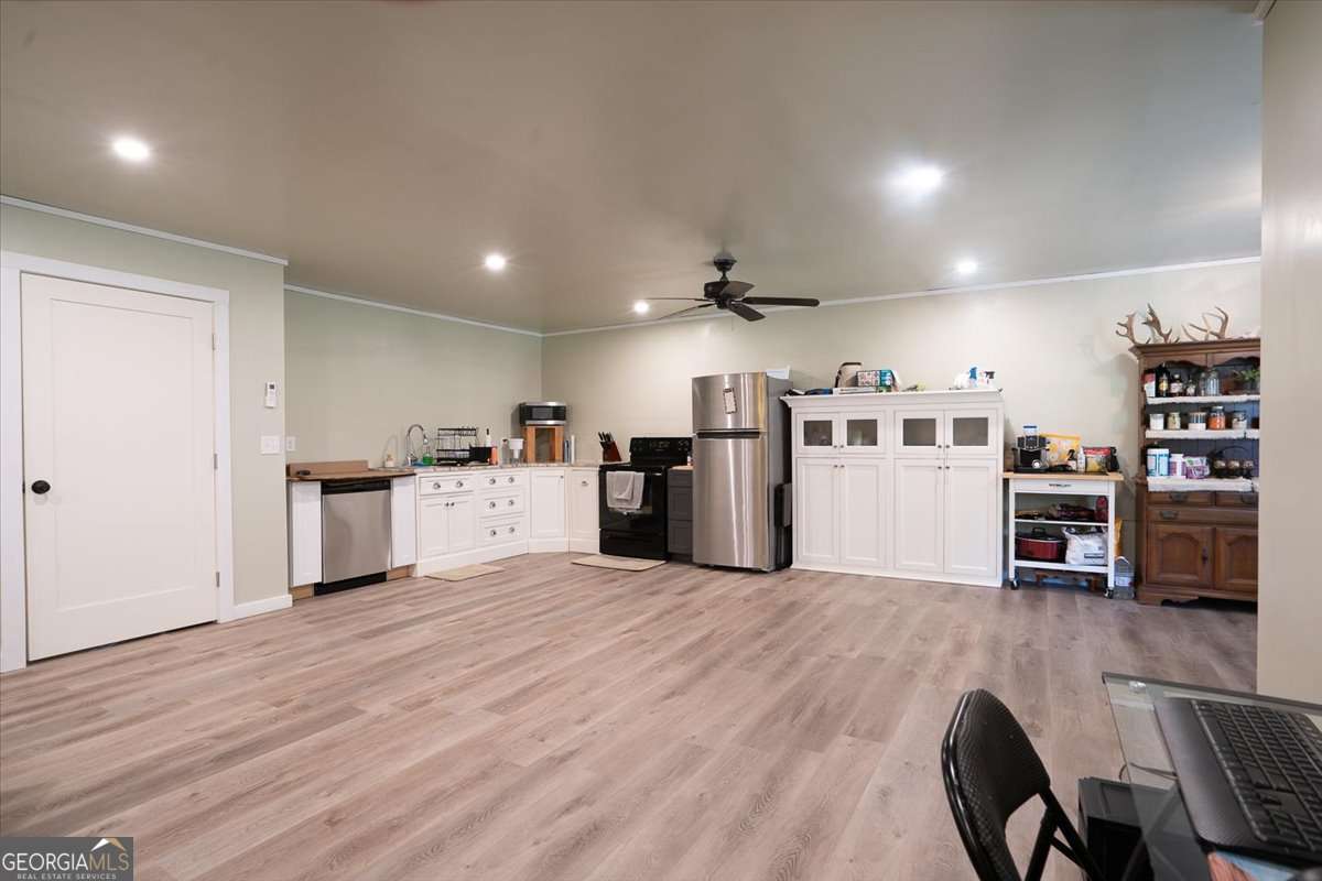 297 Woodbury Lane Property Photo 37