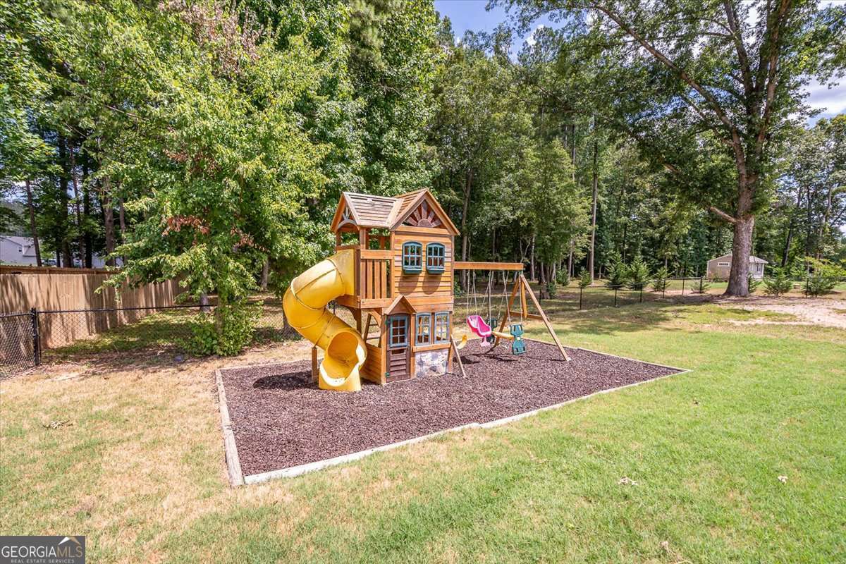 297 Woodbury Lane Property Photo 45