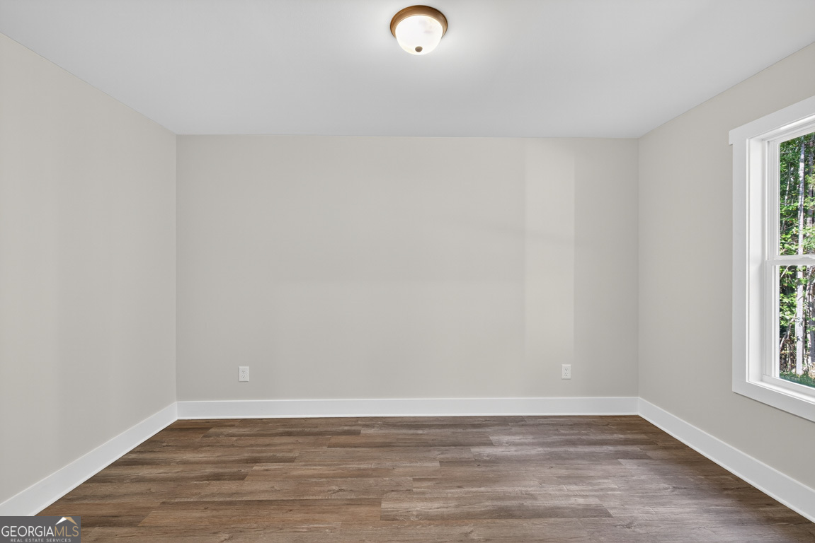 71 Sycamore Drive # 20 Property Photo 13
