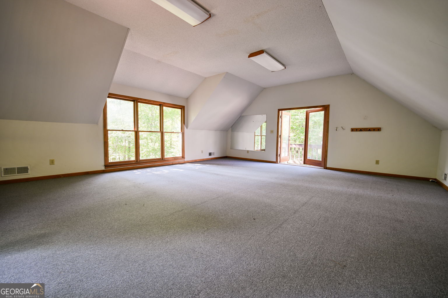 3189 Spring Lake Drive Ne Property Photo 64