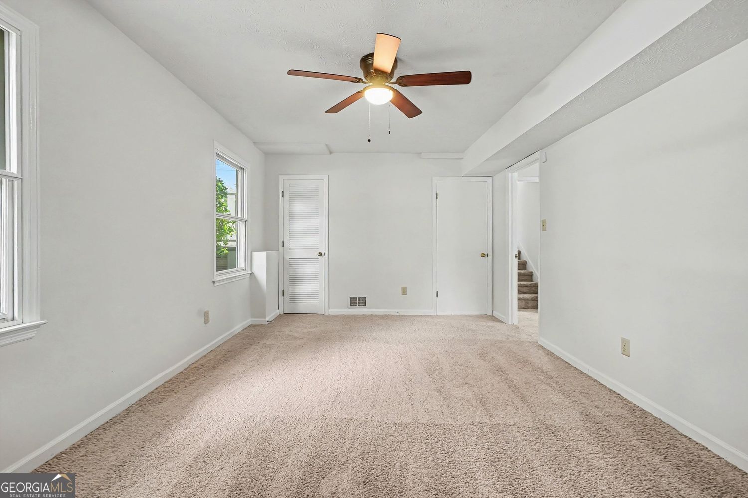 220 Summer Pond Trail Property Photo 12