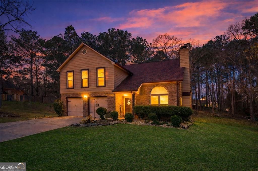 2100 Green Tree Court Property Photo 1