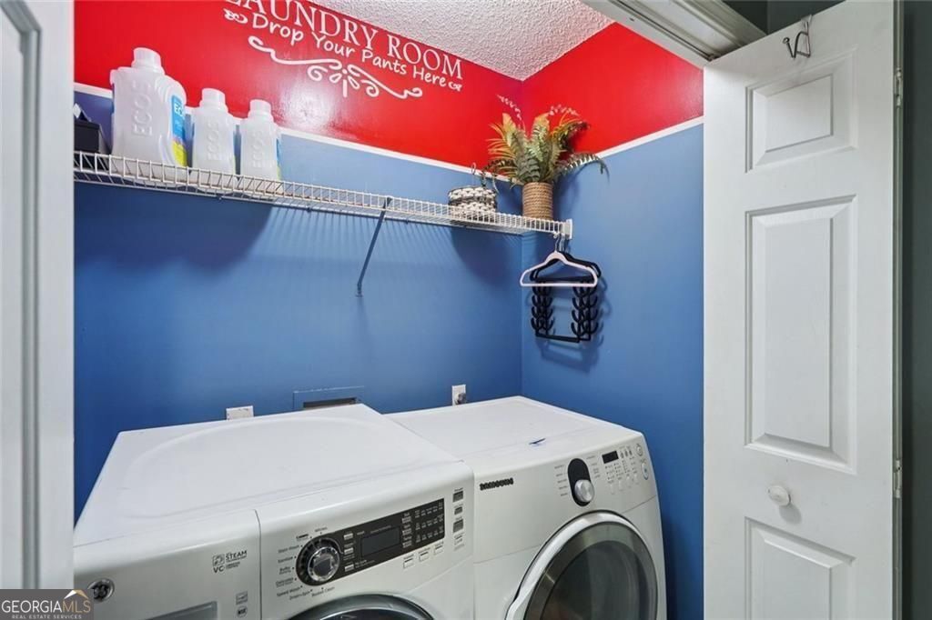 2100 Green Tree Court Property Photo 16