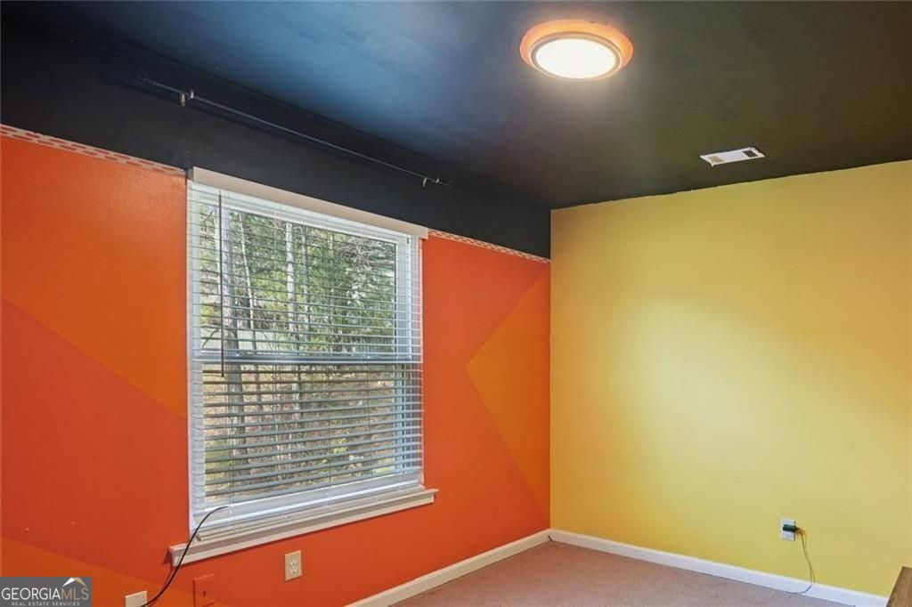 2100 Green Tree Court Property Photo 17