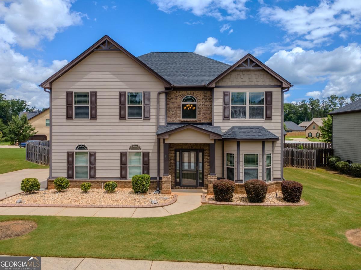 45 Streamside Drive Property Photo 1