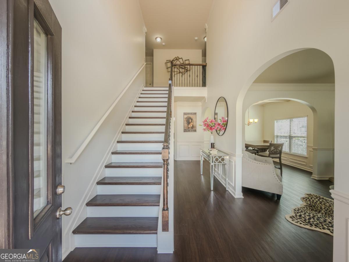45 Streamside Drive Property Photo 6