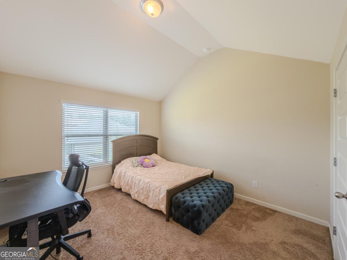 45 Streamside Drive Property Photo 27