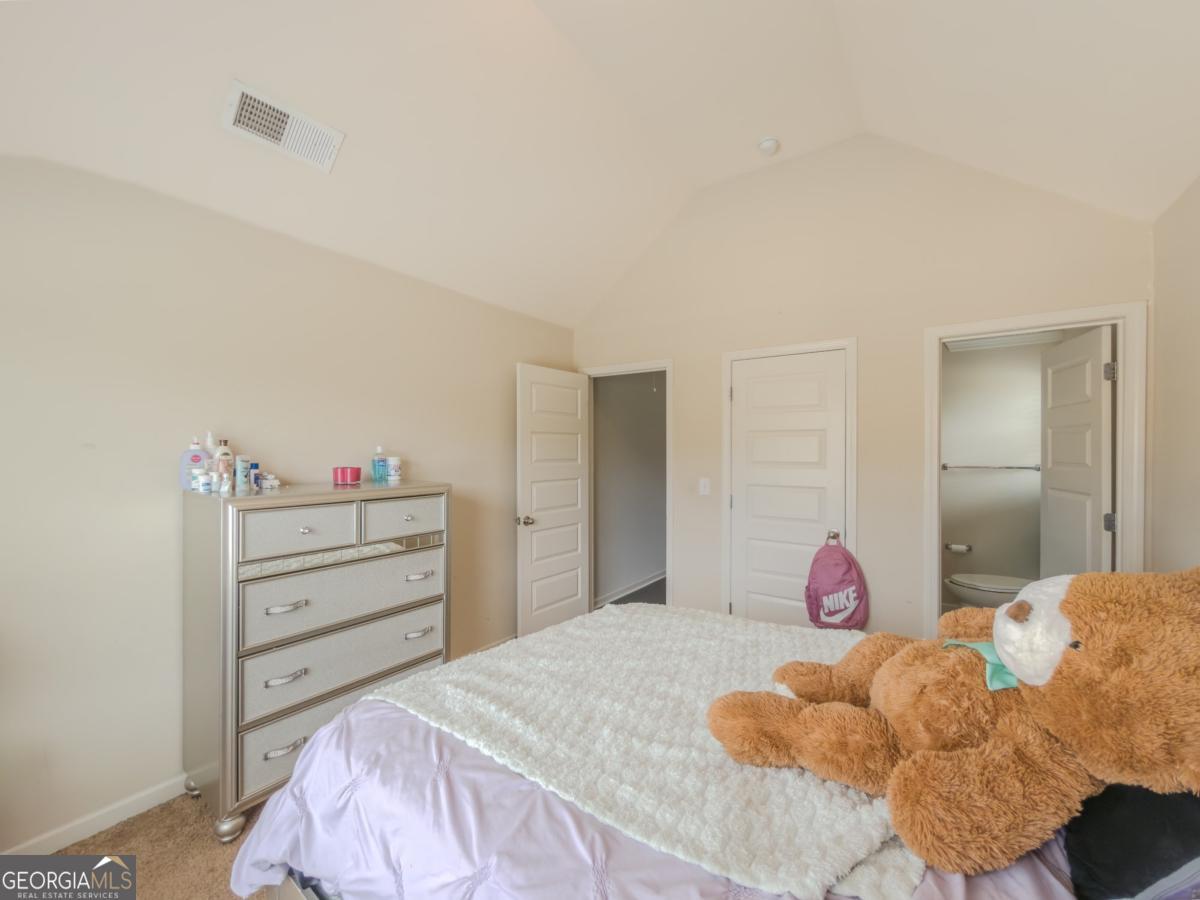 45 Streamside Drive Property Photo 32