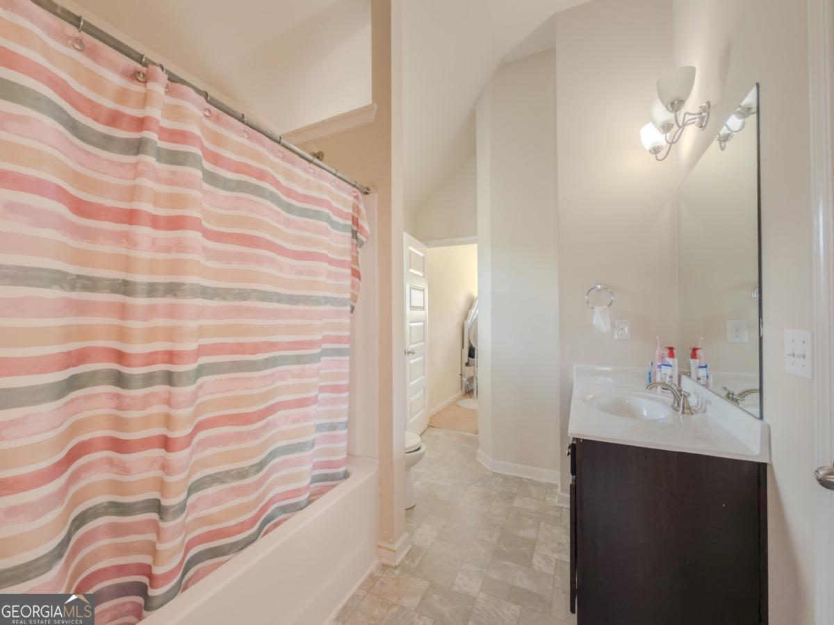 45 Streamside Drive Property Photo 35
