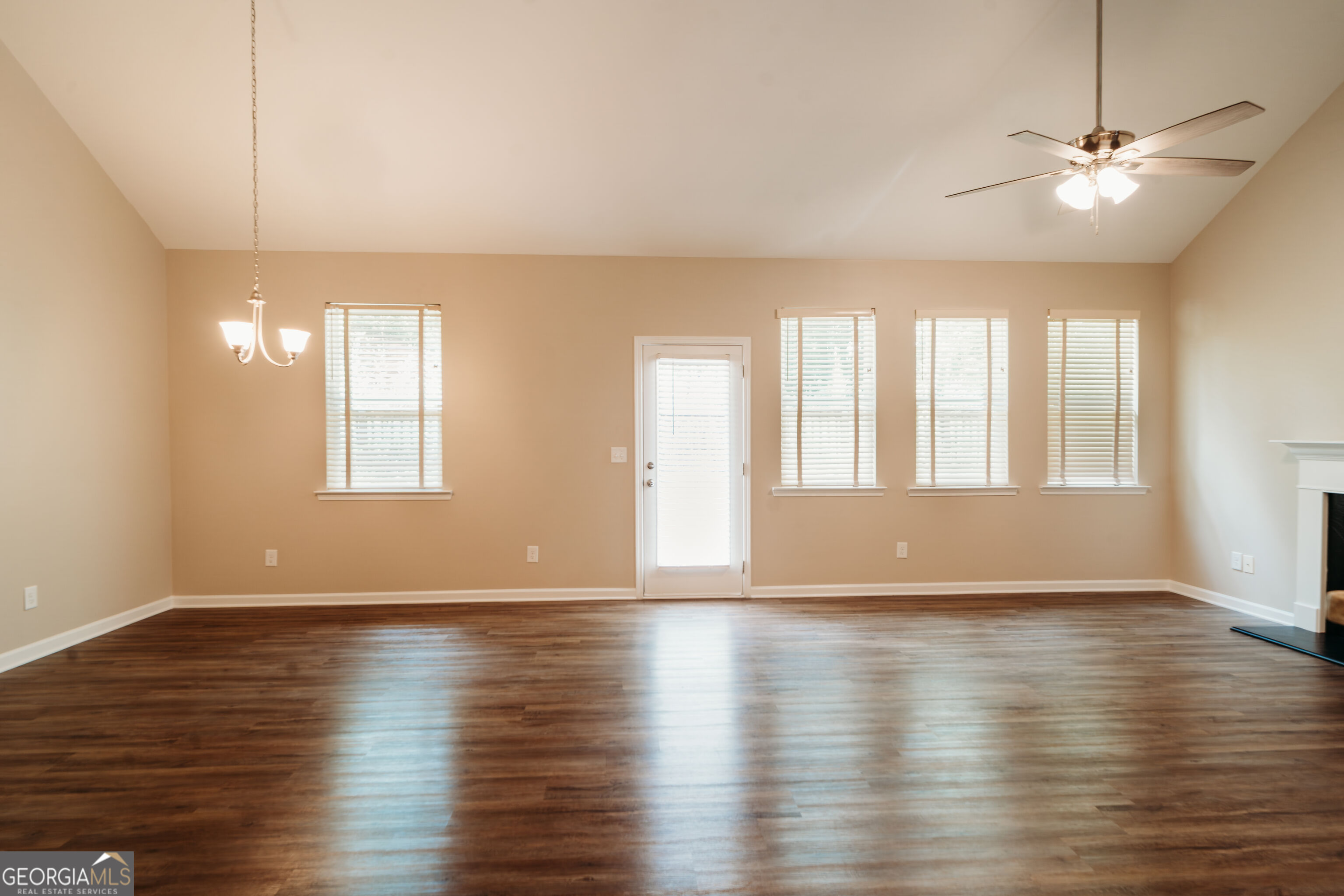 853 Brown Thrasher Way Property Photo 12