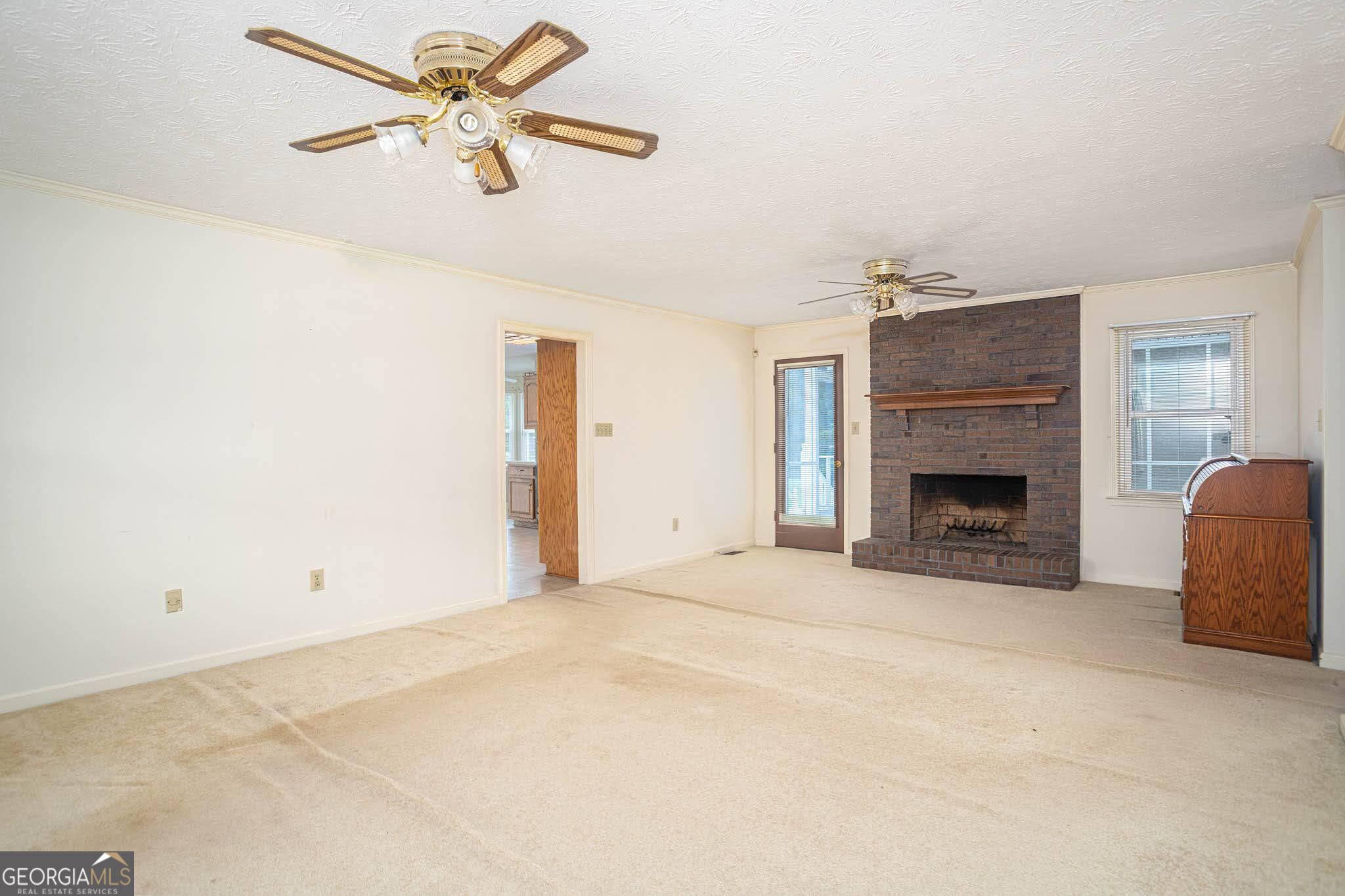 195 Skyview Drive Property Photo 9