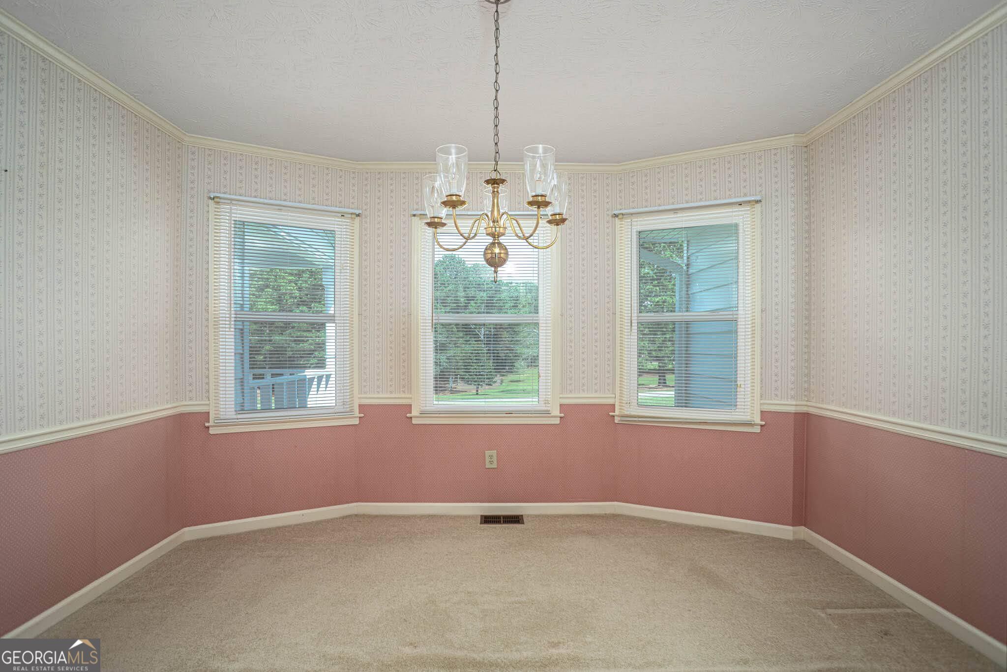 195 Skyview Drive Property Photo 14