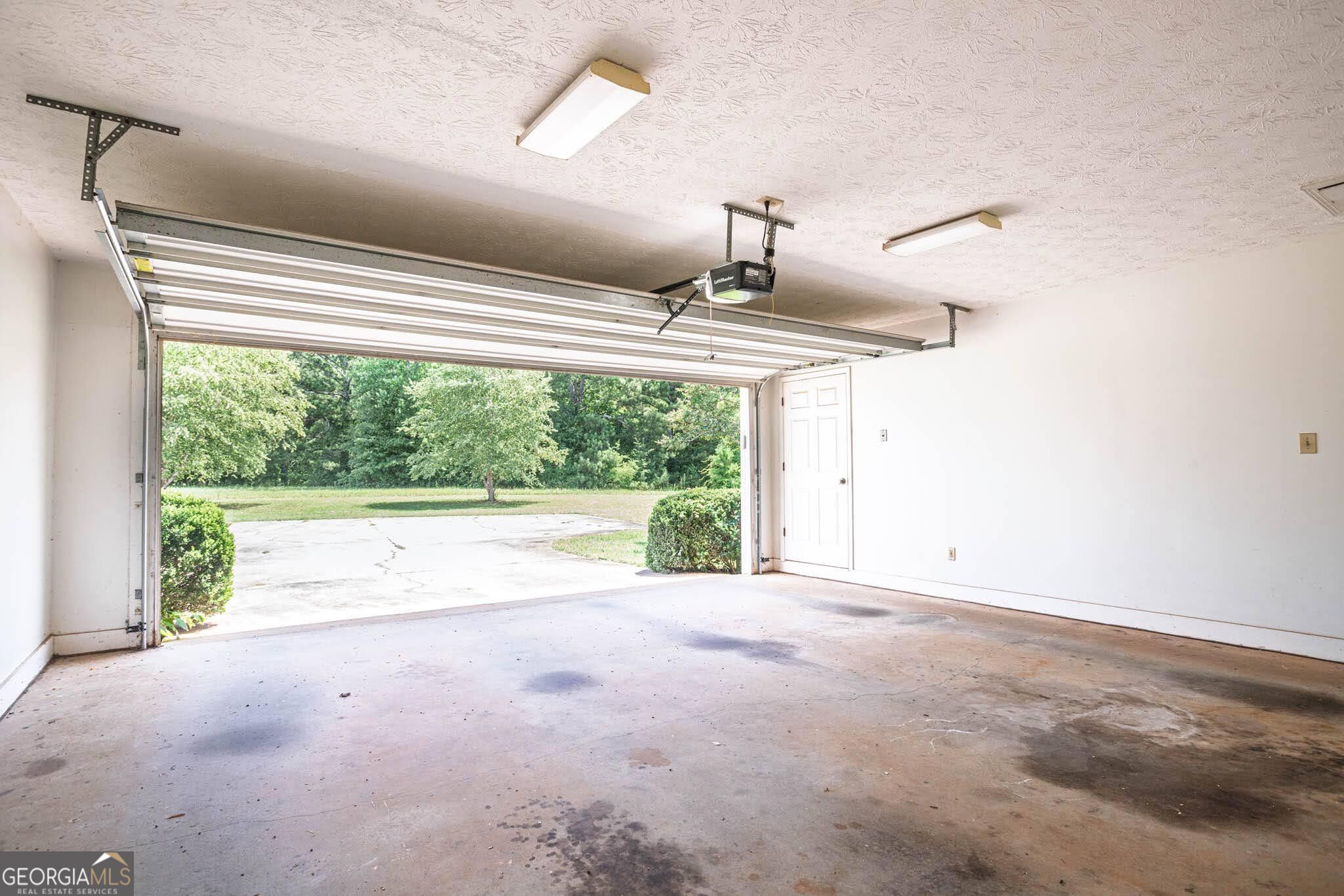 195 Skyview Drive Property Photo 40