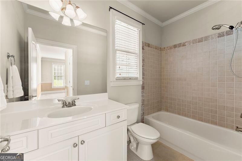 872 Patthview Court Property Photo 17