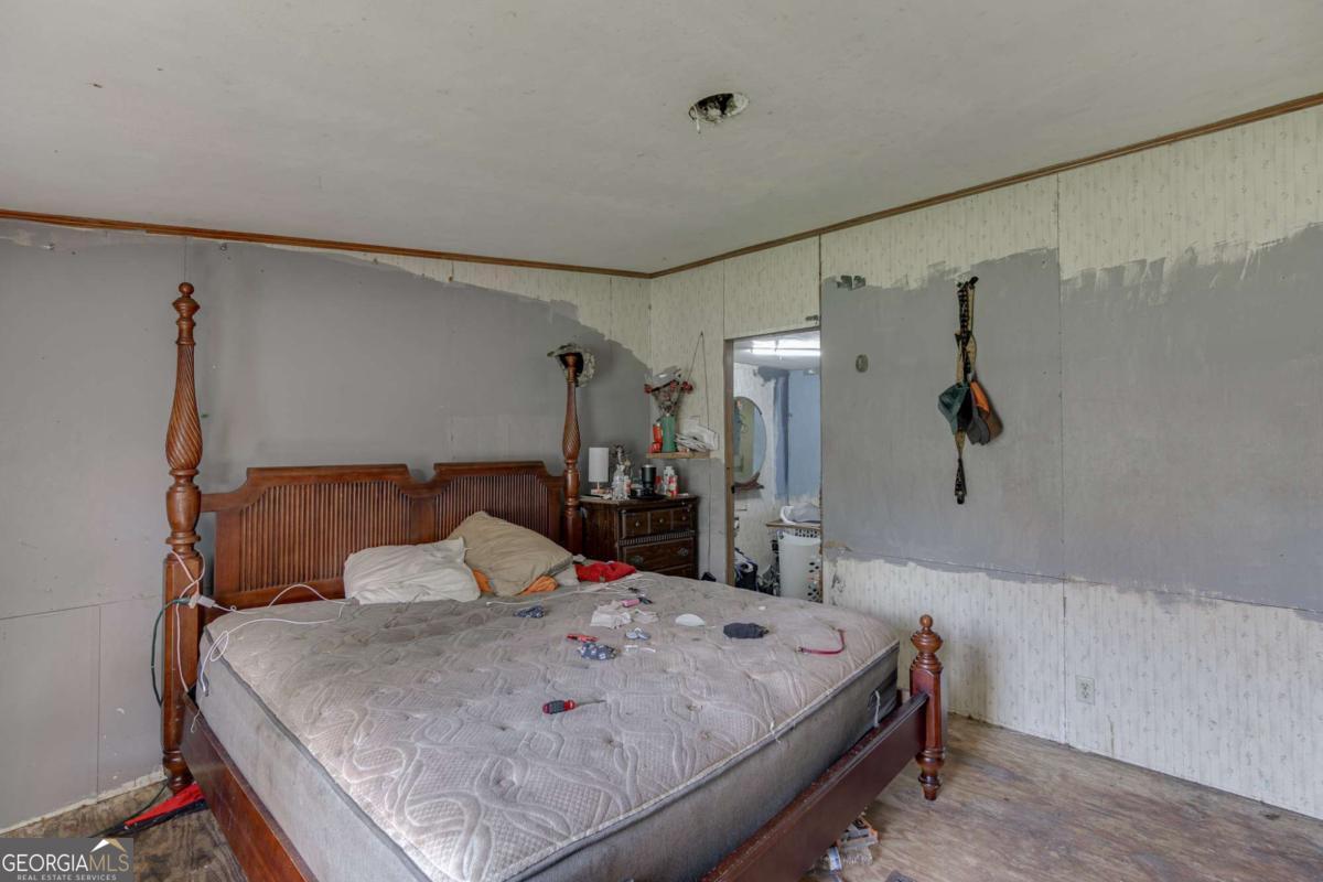 4005 C Rogers Road Property Photo 24