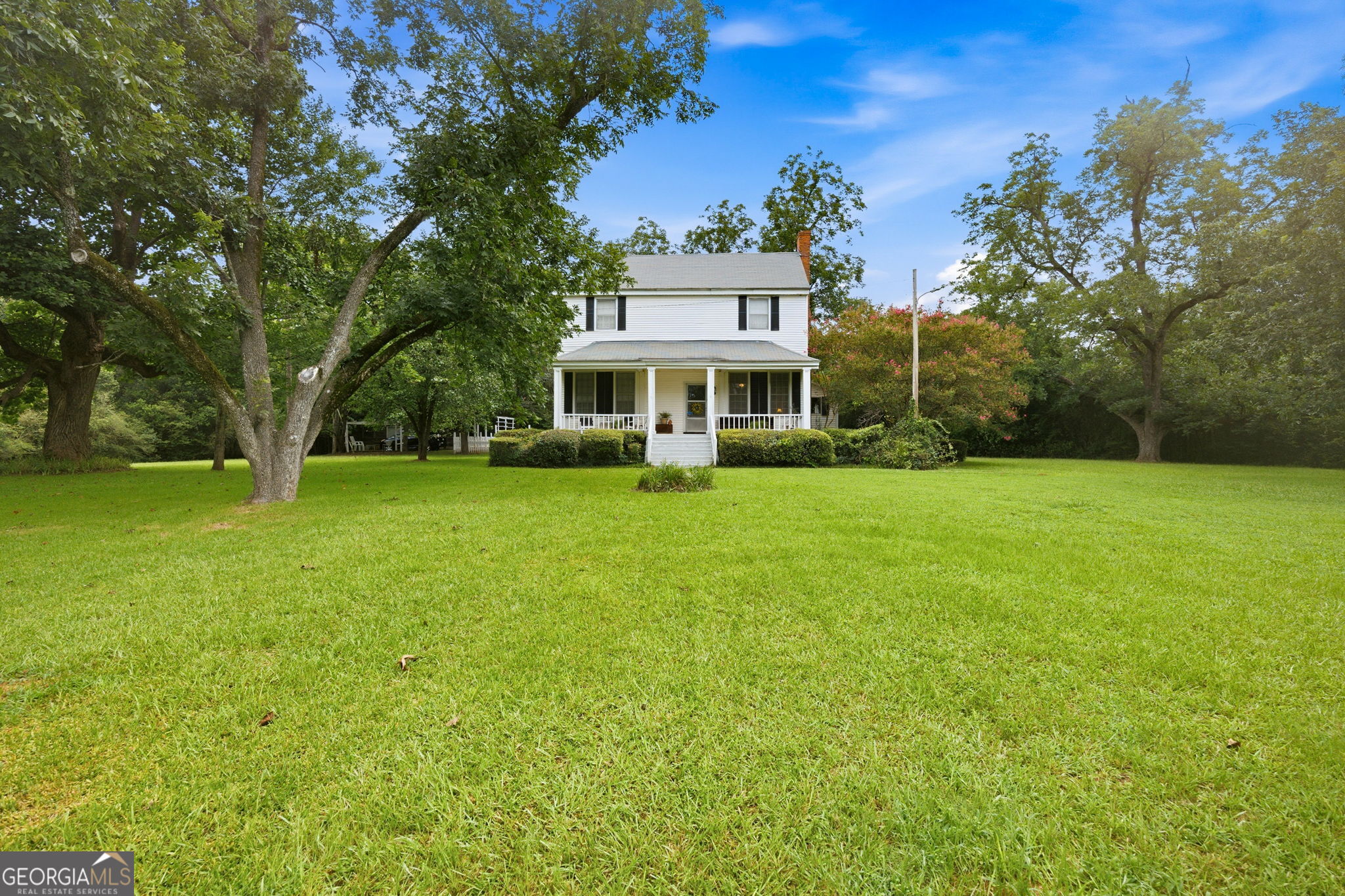 1880 Dames Ferry Road Property Photo 1