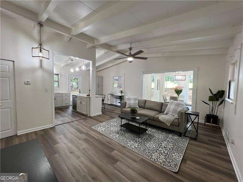 2956 Monterey Drive Property Photo 4