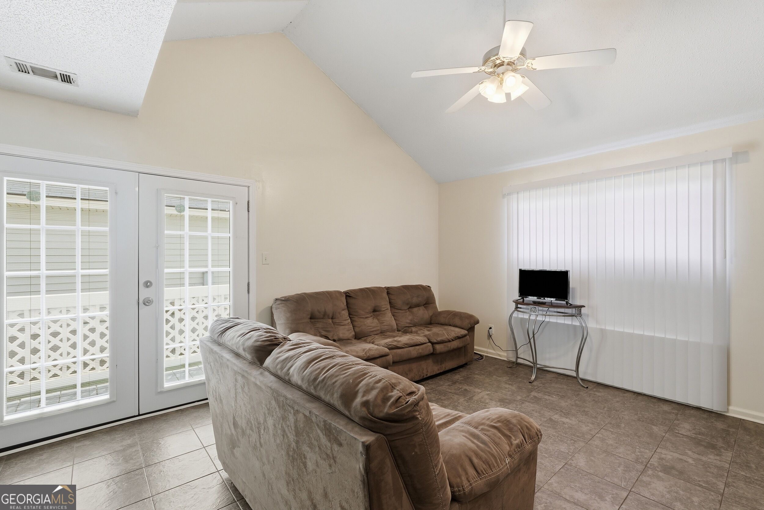 44 Leeward Drive Property Photo 7