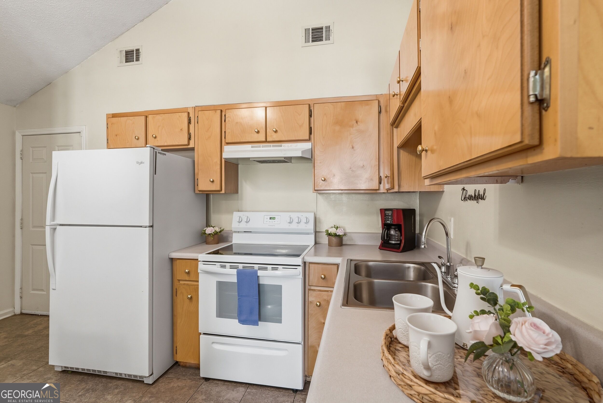 44 Leeward Drive Property Photo 10