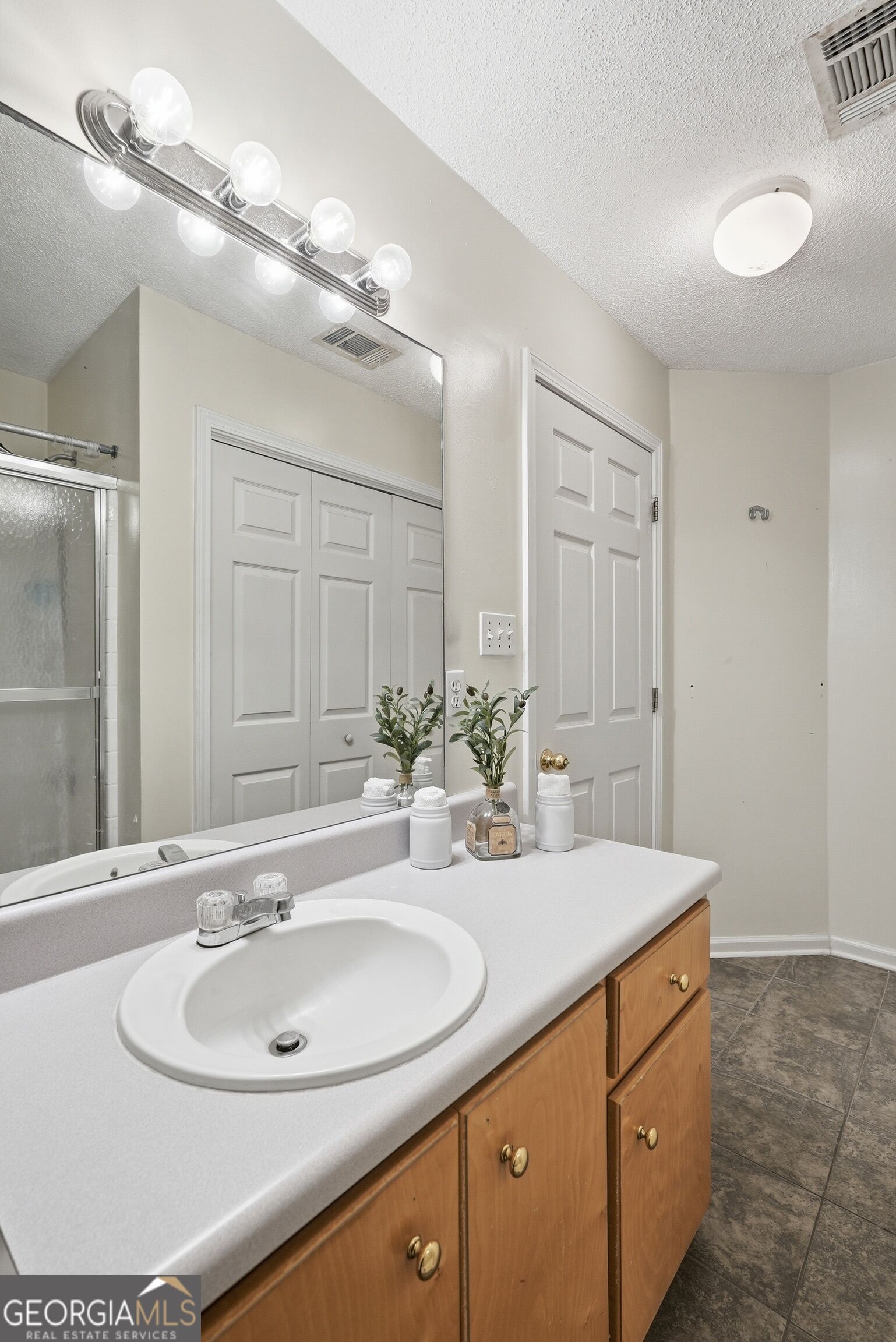 44 Leeward Drive Property Photo 16