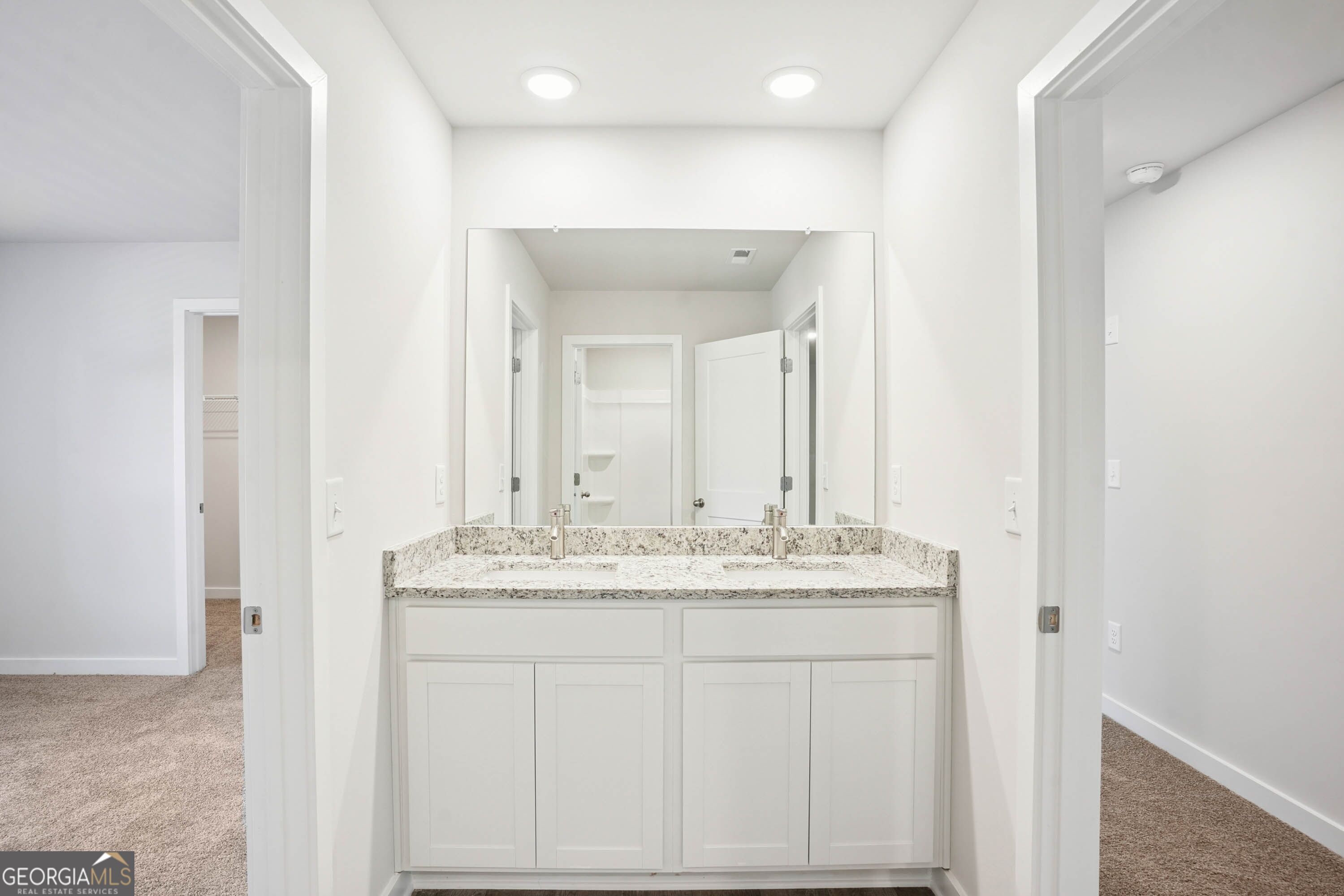 439 Orwell Drive Property Photo 6