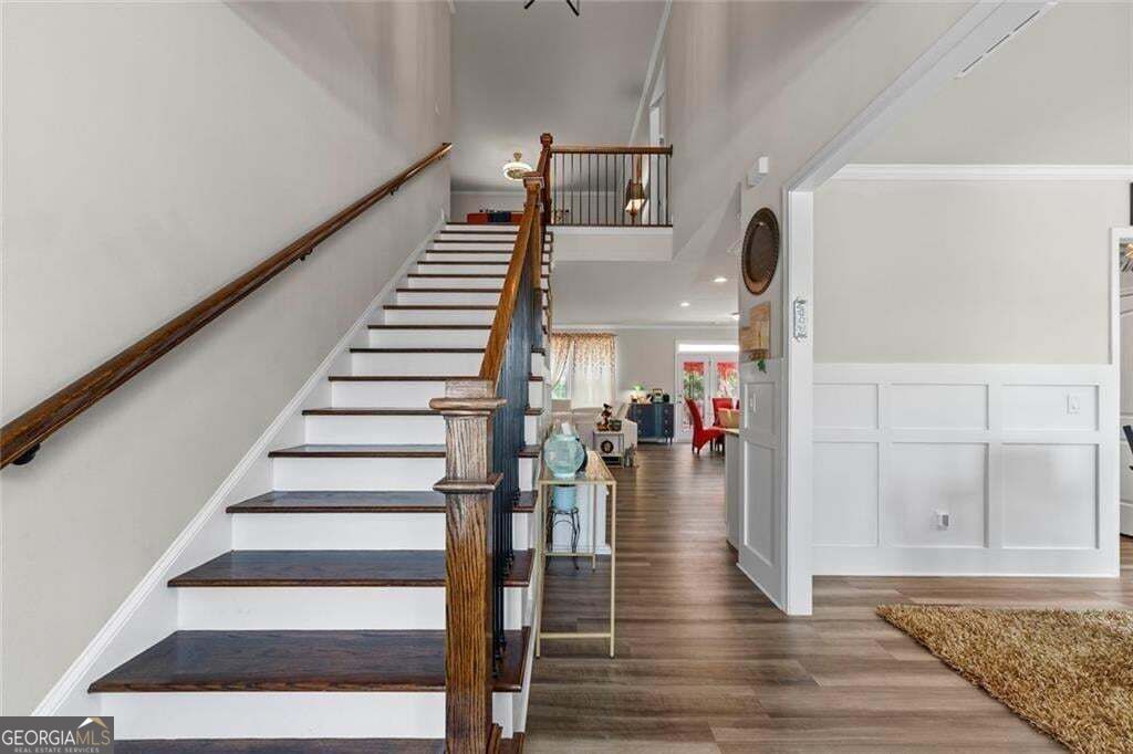 721 Autumn Meadow Drive Property Photo 4