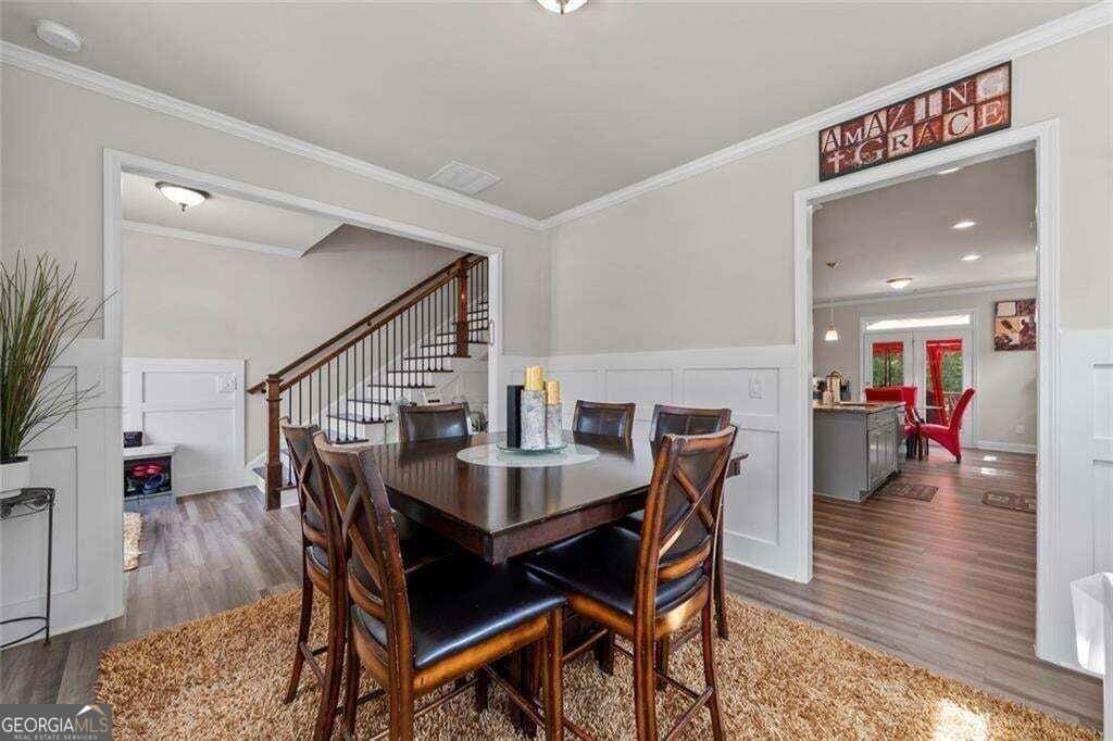 721 Autumn Meadow Drive Property Photo 6