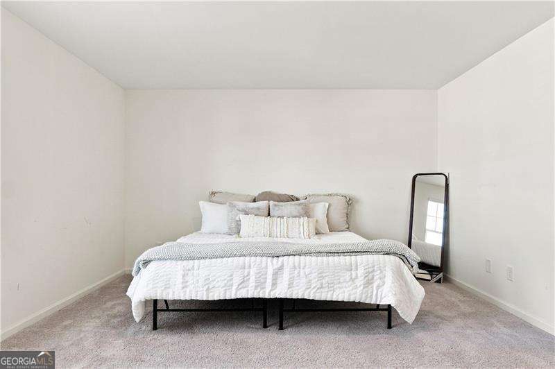 1052 Paddington Drive Property Photo 17