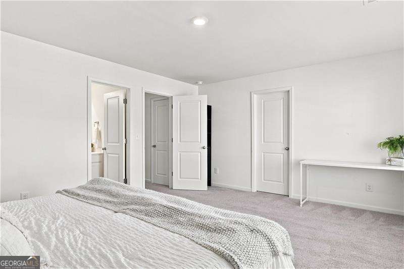 1052 Paddington Drive Property Photo 18