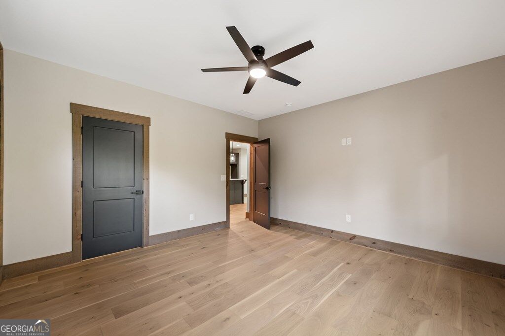 287 State Street Property Photo 86
