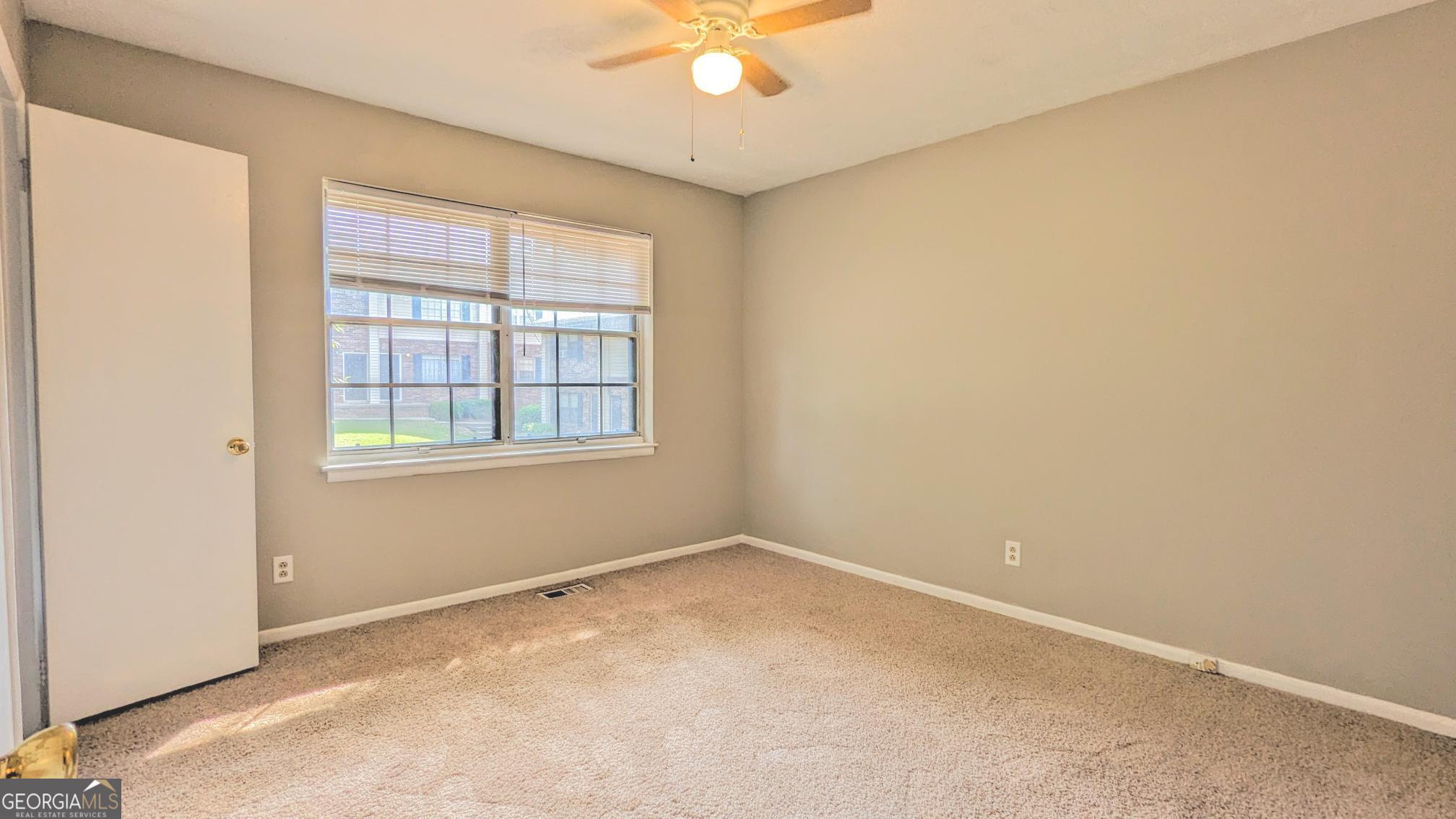 1235 Riverside Drive # F5 Property Photo 11