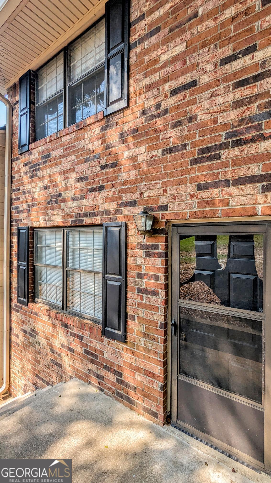 1235 Riverside Drive # F5 Property Photo 17