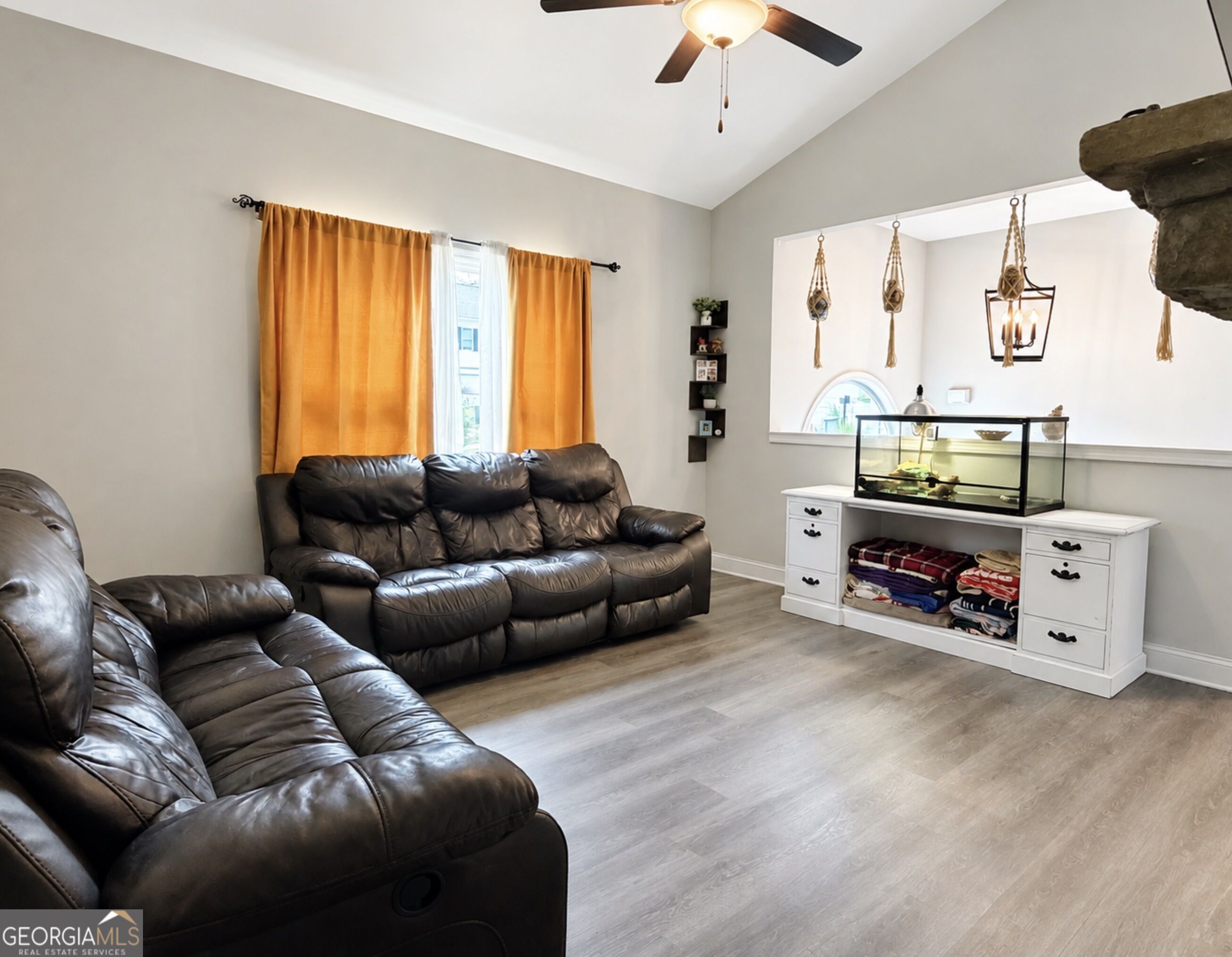 103 Woodside Court Property Photo 4