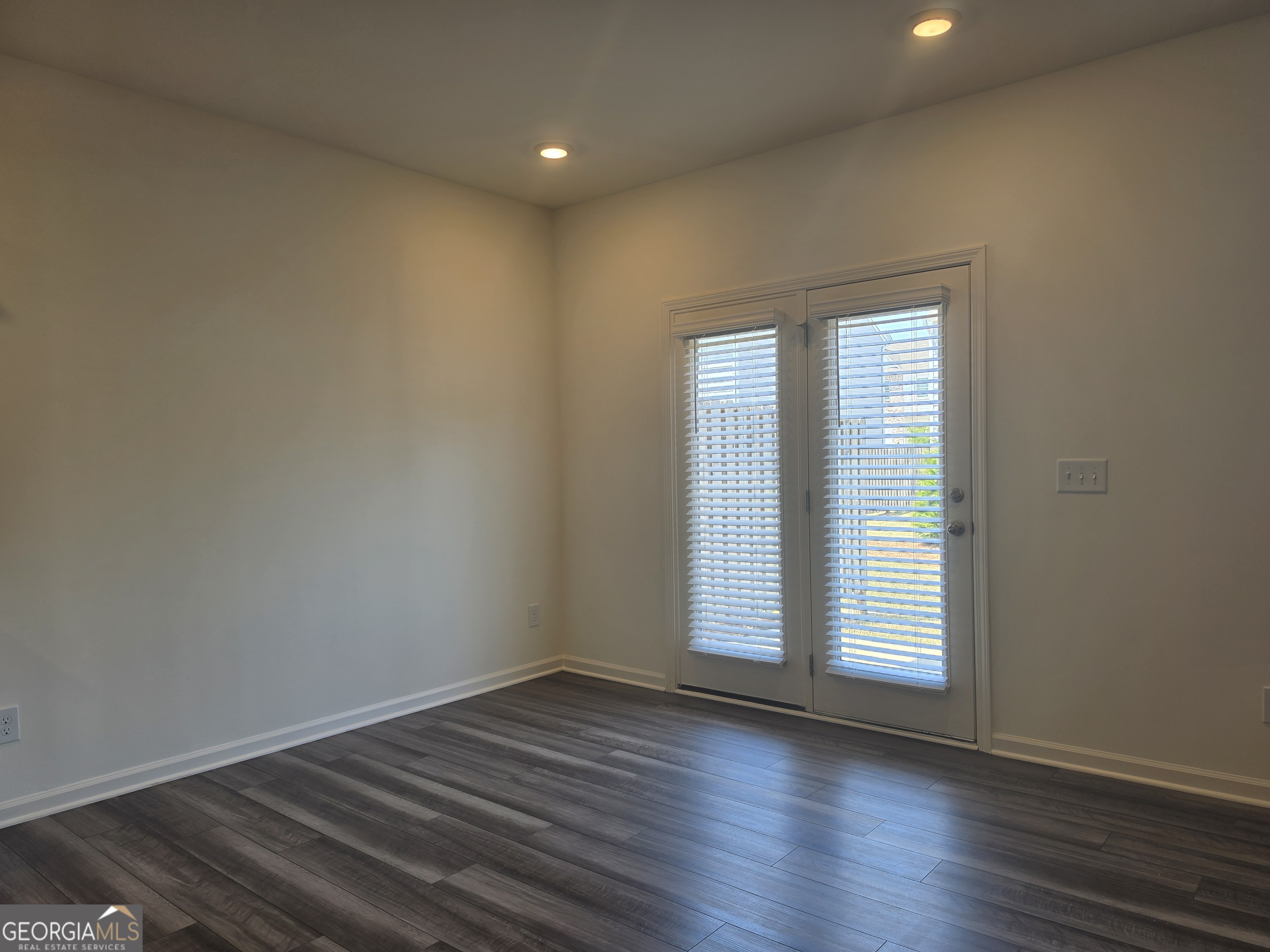 43 Rydal Way Property Photo 3