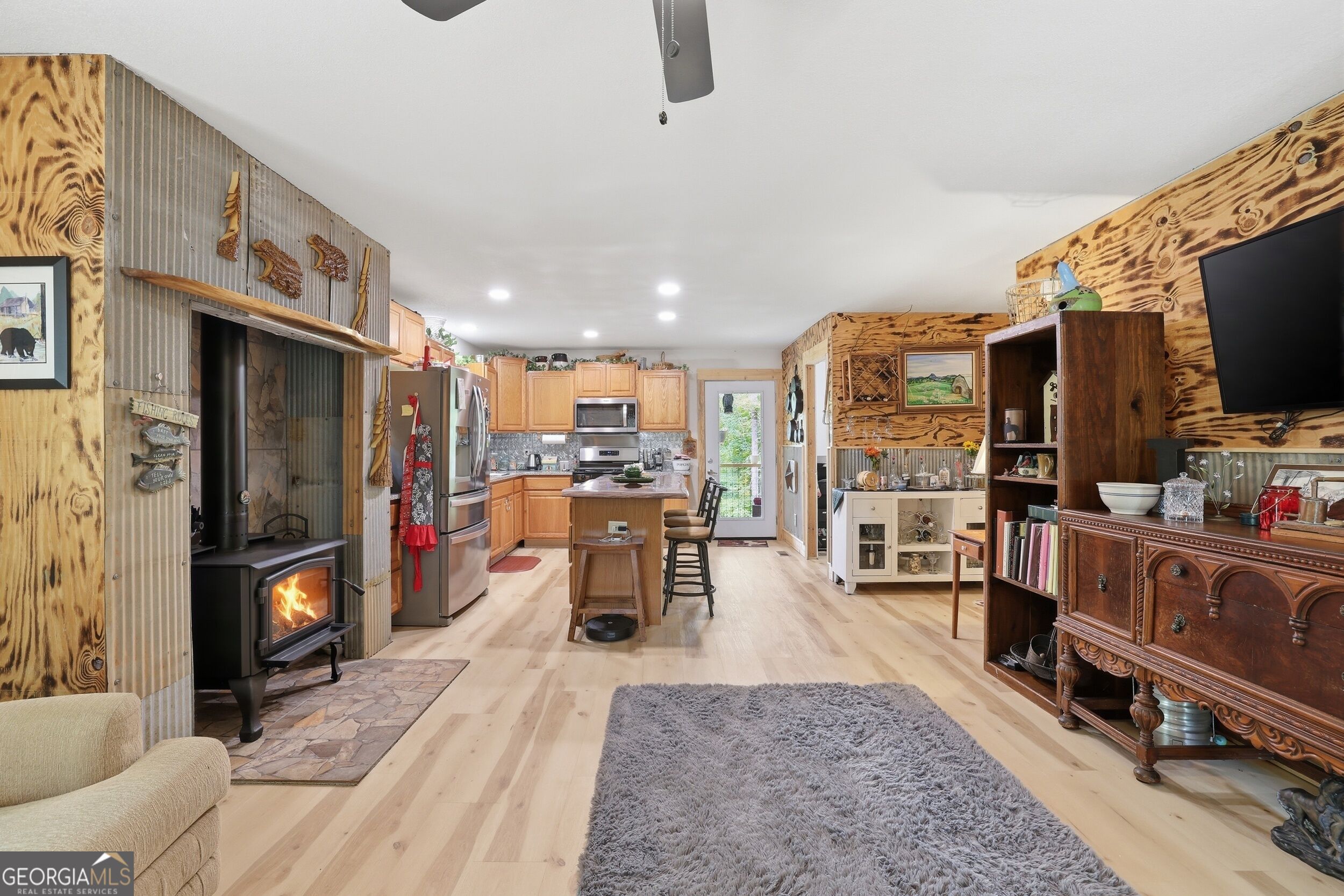 60 Cady Lane Property Photo 8