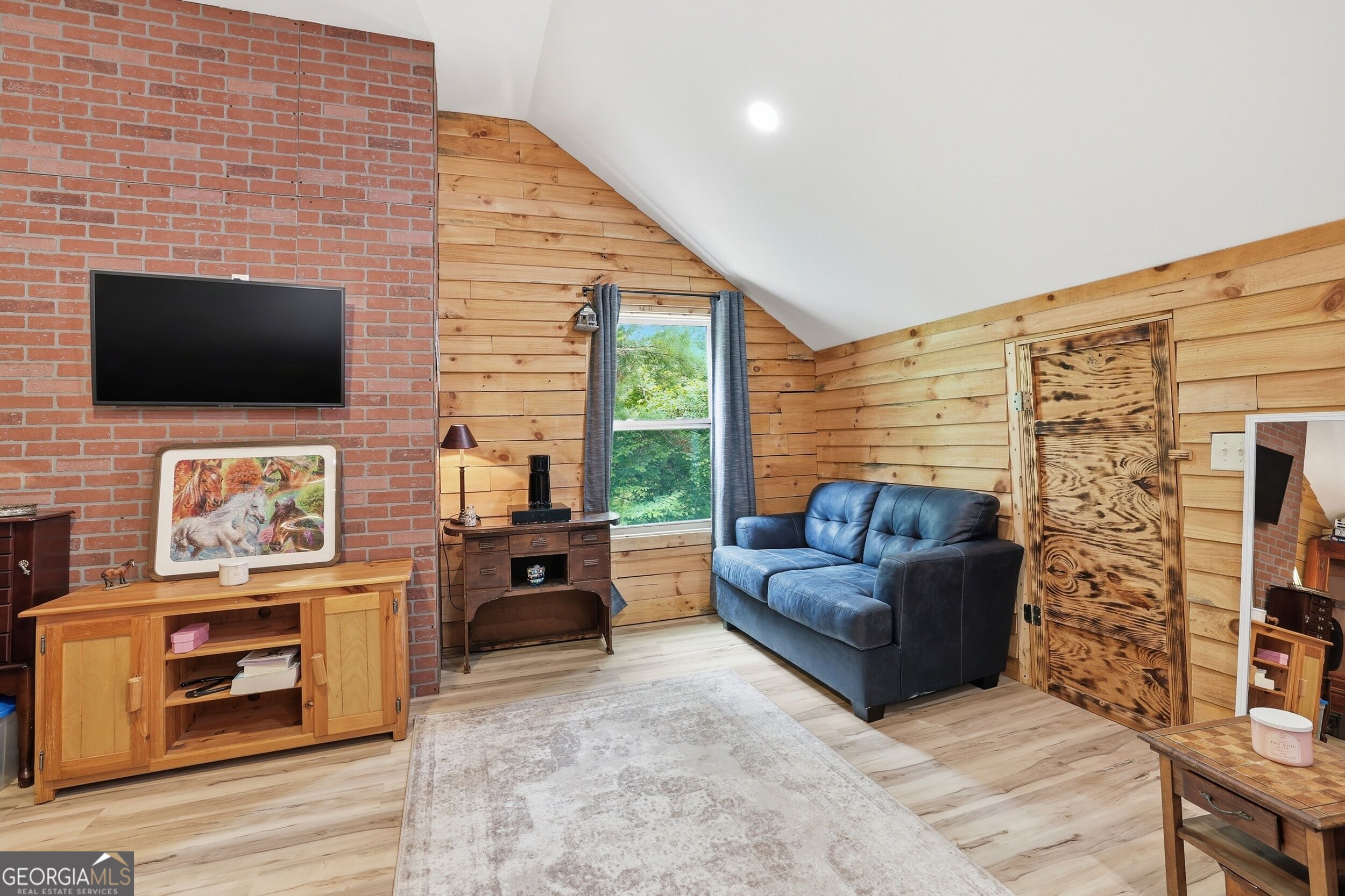 60 Cady Lane Property Photo 18